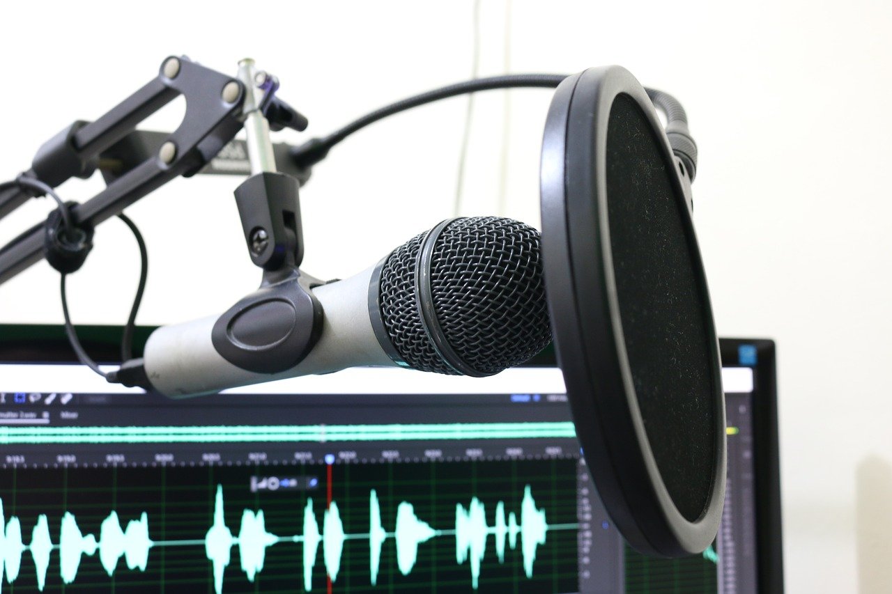 podcast-g34be962ee_1280